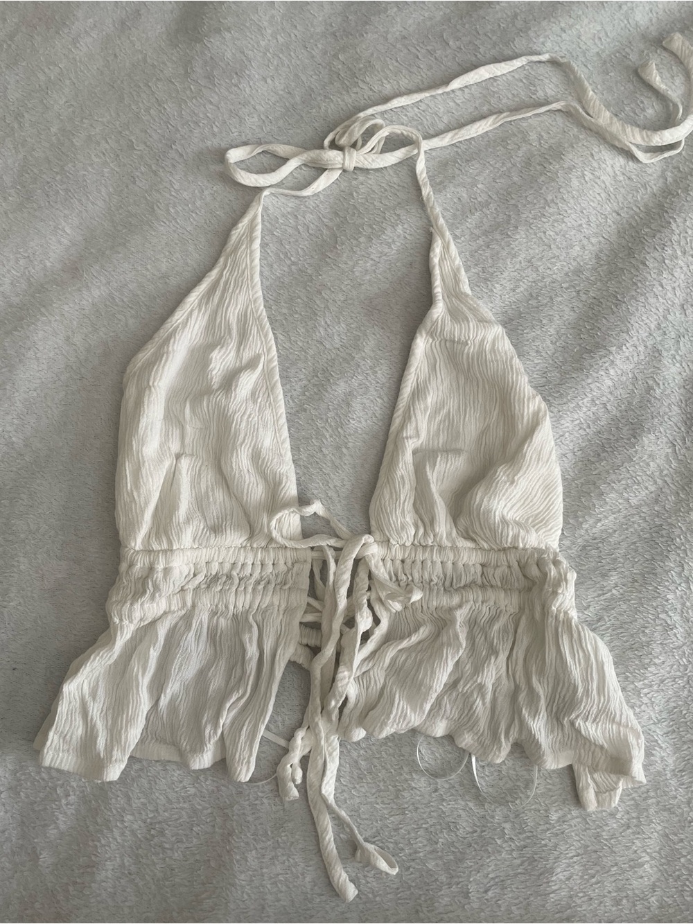 Garage Women’s XS White Halter Tie-Front Crop Top